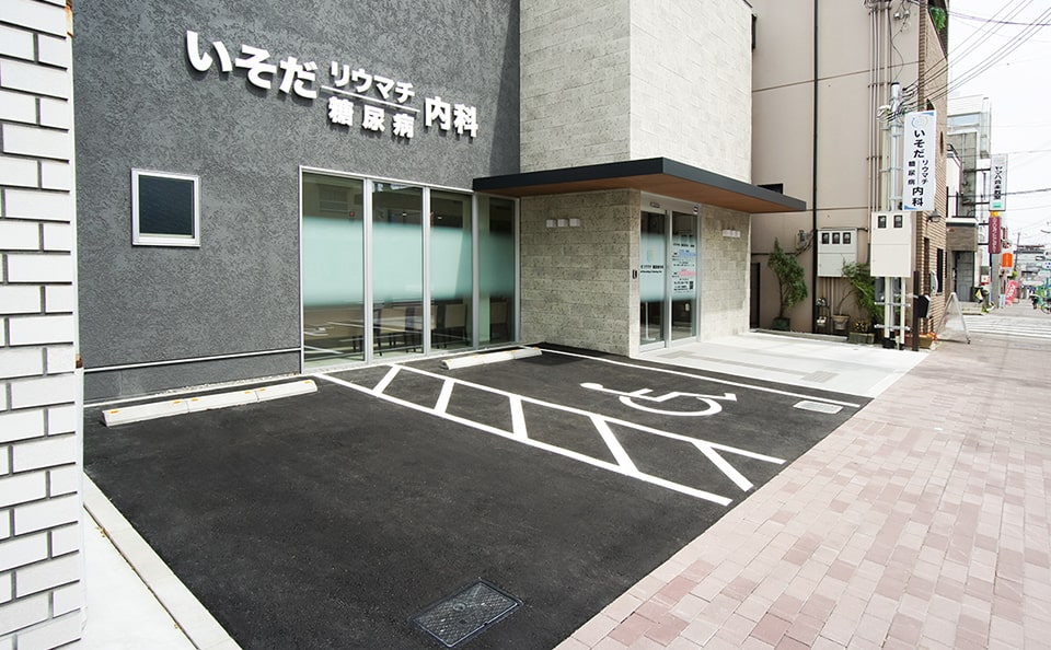 専用駐車場2台&駐輪場